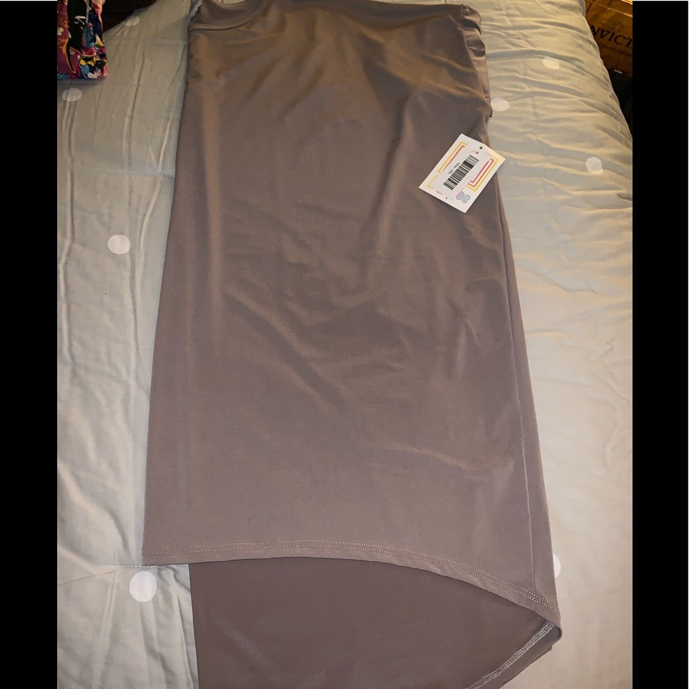 LuLaRoe Irma, New w/ tags.